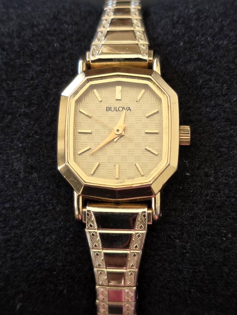 Vintage Bulova Decagon Textured Dial Gold Tone Dainty Petite Sz 6 1/4" WORKS